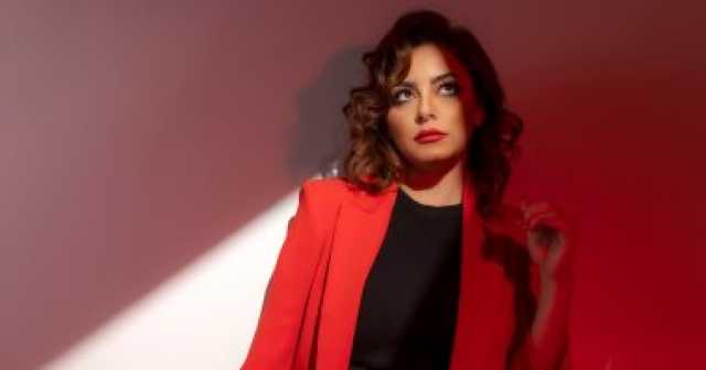 تحريات لكشف ملابسات اتهام الفنانة إلهام عبد البديع لطليقها بمطاردتها