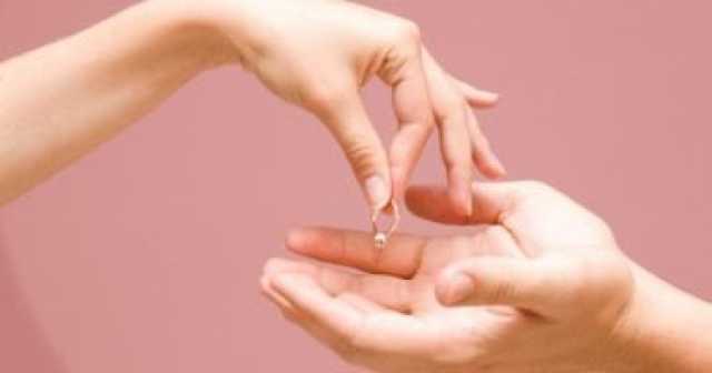 رجل يطالب زوجته بتعويض بـ260 ألف جنيه أمام محكمة أكتوبر.. اعرف التفاصيل
