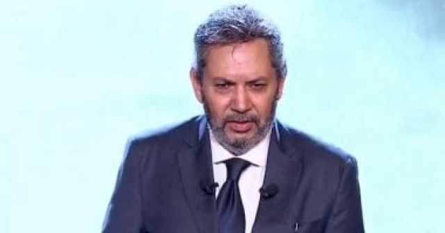 تصالح الفنان كمال أبو رية مع قائد سيارة بعد حادث تصادم في كرداسة