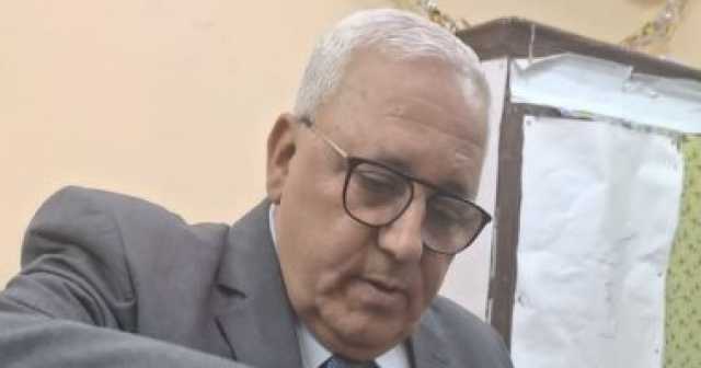 المستشار محمد السعيد الشربينى رئيس الدائرة الأولى إرهاب يصوت بلجنة الوافدين ببنها