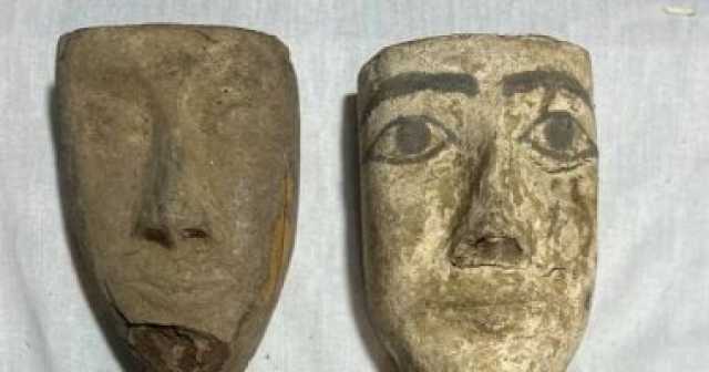 حبس موظف بالمعاش 4 أيام عثر بحوزته على مركب أثرى و1795 عملة نادرة بالمنيا