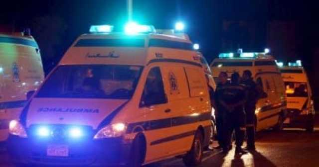 إصابة 12 شخصا في حادث انقلاب ميكروباص على الطريق الصحراوى بالفيوم