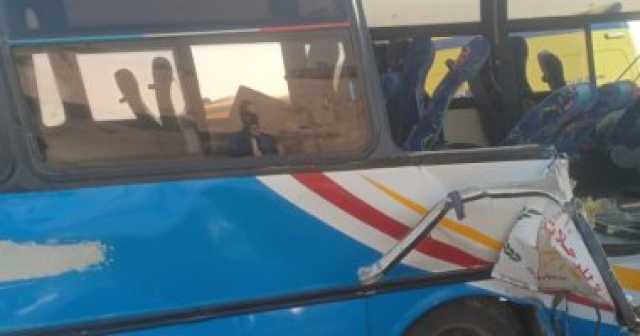 مصرع 4 طلاب وسائق وإصابة 10 آخرين فى حادث تصادم بالشرقية.. صور