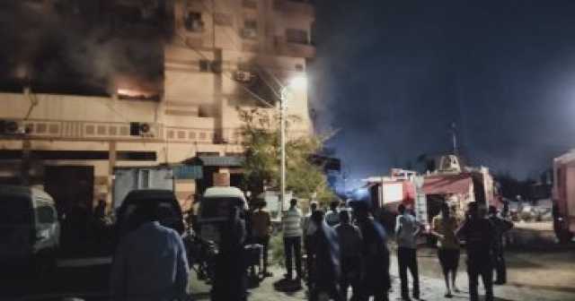 إصابة 6 أشخاص فى حريق مخزن أدوية بالشرقية
