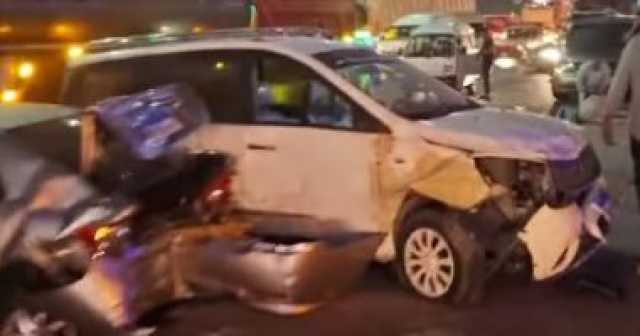 الاستعانة بكاميرات المراقبة لكشف ملابسات حادث تصادم 12 سيارة بالدائرى