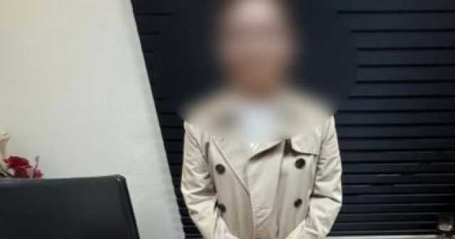 وضعتها بمكان سرى.. اعترافات المتهمة بتهريب عملات أجنبية بمطار القاهرة