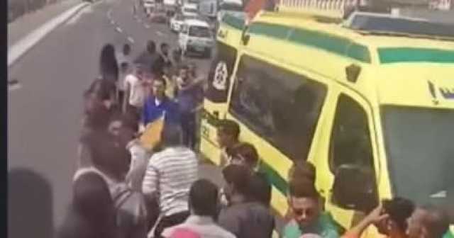 النيابة تأمر بحبس سيدة متهمة بإلقاء طفليها من أعلى كوبرى العامرية بالإسكندرية