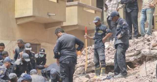 بالأسماء.. مصرع 9 أشخاص أسفل عقار أسيوط المنهار