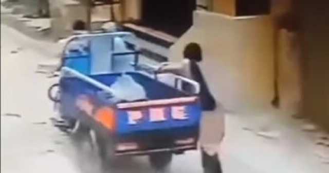 ضبط المتهمين بسرقة هاتف سيدة بعد سحلها بتروسيكل فى الإسكندرية