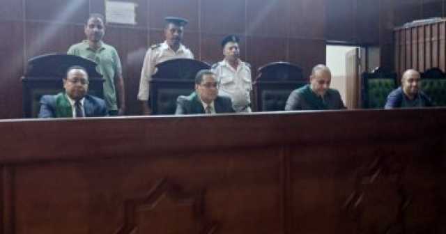 المشدد 10 وغرامة 100 ألف جنيه لسيدة متهمة بالإتجار فى الشابو بسوهاج