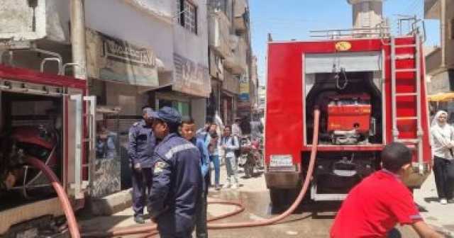 الحماية المدنية تسيطر على حريق داخل عقار من 4 طوابق فى قنا