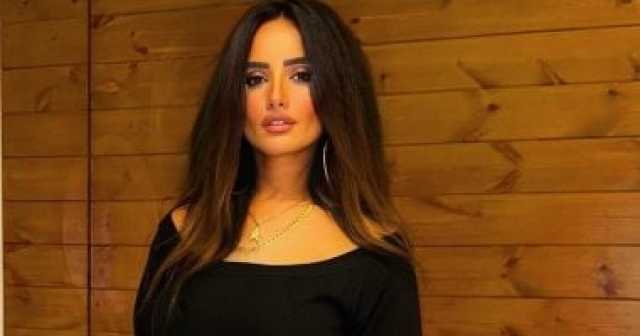 الفنانة زينة تصل النيابة للاستماع لأقوالها فى تعرض طفليها لهجوم كلب