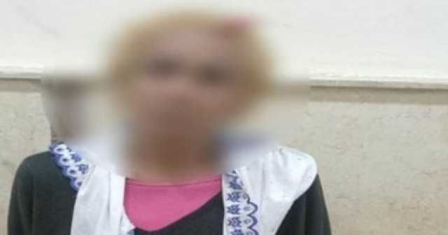 الداخلية تضبط بائعة بالدرب الأحمر لمضايقتها سائح