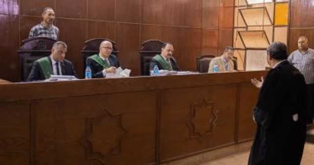 السجن المشدد 10 سنوات وغرامة 100 ألف جنيه لعاطل يتاجر فى المخدرات بسوهاج