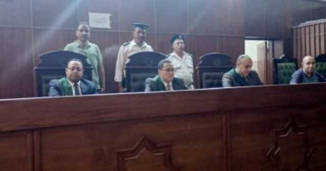 إحالة أوراق عاطل متهم بقتل 3 أشخاص فى سوهاج إلى المفتى
