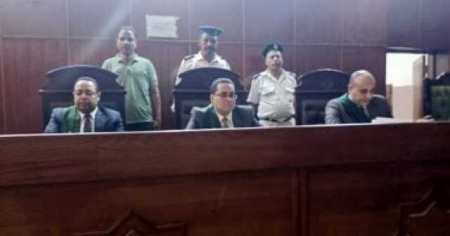 السجن المشدد 15 سنة لعامل يتاجر فى الأسلحة النارية بسوهاج