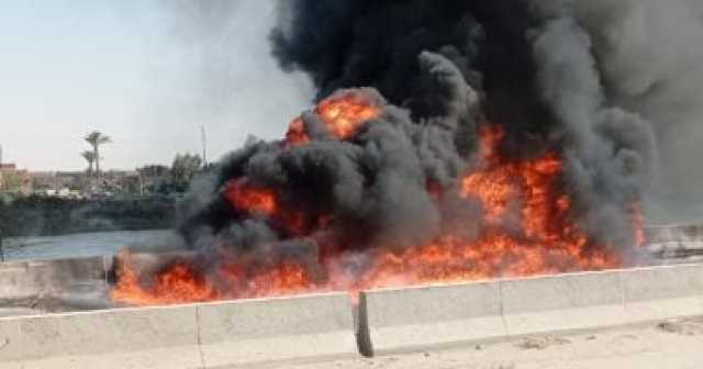 حريق يلتهم سيارة زيت طعام فى الشرقية
