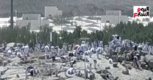 تحذّيرات لحجاج بيت الله من التعرض المباشر لأشعة الشمس