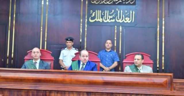 جنايات الأقصر تقرر إحالة أوراق متهم بقتل شقيقه فى القرنة إلى فضيلة المفتى