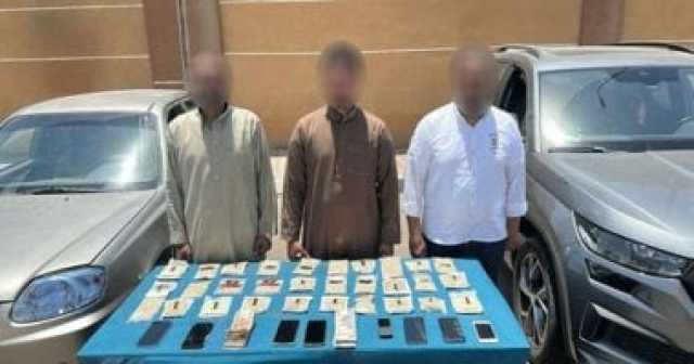 سقوط تاجر مواد مخدرة قبل ترويجه أقراص المزاج في الجيزة