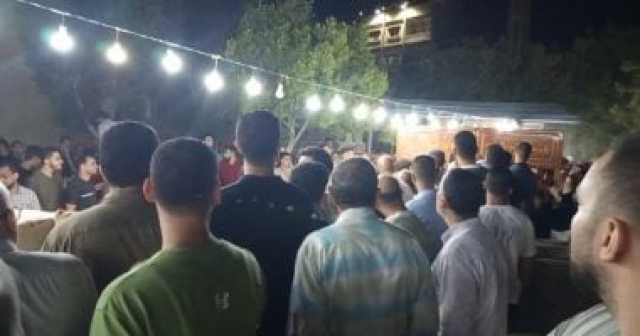 تشييع جثمانى طبيبين من الشرقية لقيا مصرعهما فى حادث على الدائرى.. صور