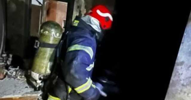 إصابة شخص إثر حريق شقة سكنية فى المقطم والحماية المدنية تخمد النيران.. صور