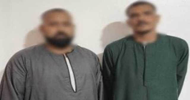 الداخلية تكشف تفاصيل فيديو تتبع شخص بسيارة خلال سيره على الطريق فى الأقصر