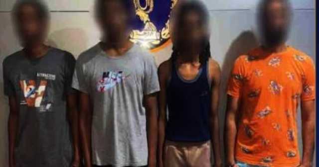 مشاجرة عنيفة فى الإسكندرية بسبب اللعب أمام محل..فيديو