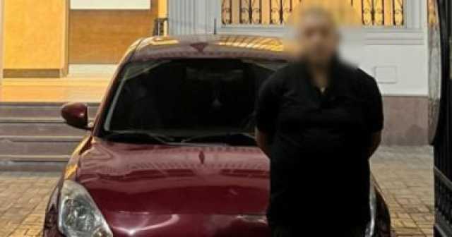 فى مشهد وثقته الكاميرات.. ضبط لص سرق طلبات من دراجة توصيل وهرب