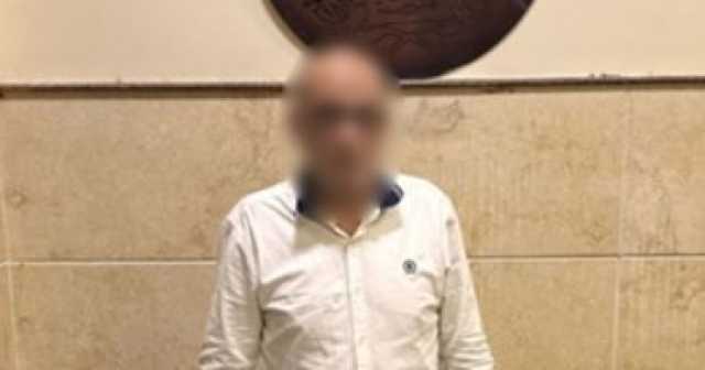 ضبط متهم بسرقة حقيبة داخل مسجد فى البحيرة.. فيديو