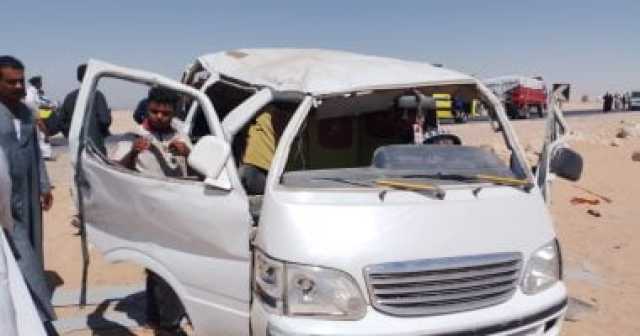 إصابة شاب ووالدته فى تصادم دراجة نارية بميكروباص أعلى محور سمير فرج بالأقصر