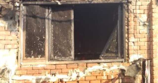 السيطرة على حريق داخل محل فى عين شمس