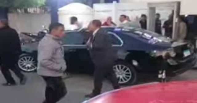 وزارة الداخلية تكشف تفاصيل ضبط شخص يوزع أموال على الناخبين بالخارجة