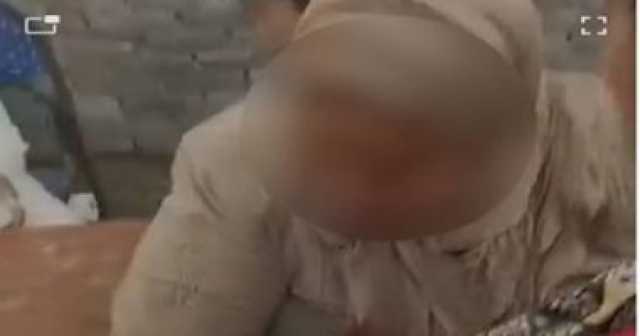 وزارة الداخلية تضبط سيدة توزع كروت انتخابية في الاسكندرية