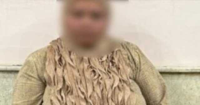 وزارة الداخلية تضبط سيدة توزع كروت بمحيط لجان الإسكندرية