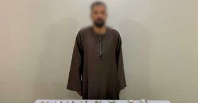 وزارة الداخلية تضبط شخصا يوزع أموالا بمحيط لجان صدفا