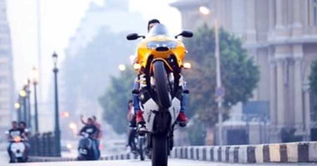 إصابة 3 خلال سباق موتوسيكلات في طريق بين دكرنس ومنية النصر