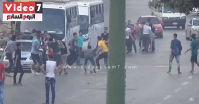القبض على المتهمين بالاعتداء على مالك محل أمام مول تجاري في العمرانية