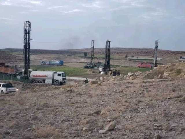 مليشيا الحوثي تعرض الحوض المائي للجفاف نتيجة الحفر العشوائي للآبار