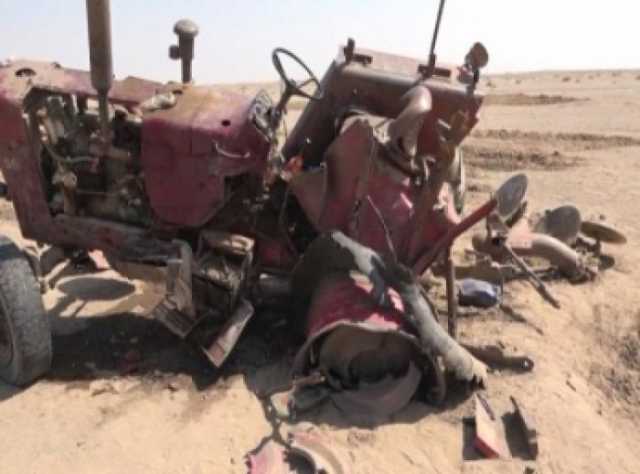 إصابة شاب وتدمير جرافته بانفجار لغم حوثي في الحديدة