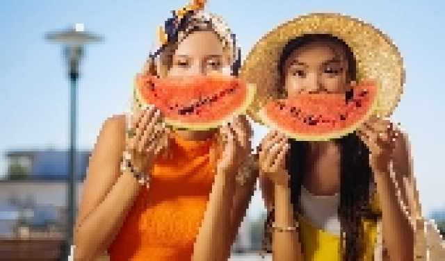 العرق صمام الأمان للحياة في حرارة الصيف