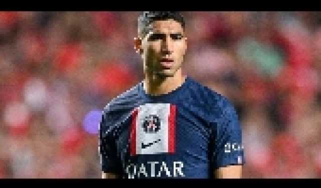 لأول مرة مدرجات نادي ديري الأيرلندي تشتعل بأعلام فلسطين وهتافات لغزة