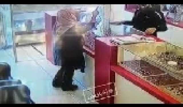 حافلة مدرسية تصدم حشداً وتقتل 11 شخصاً بينهم تلامذة