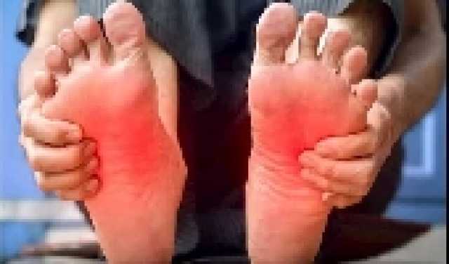 انتفاخ البطن الصباحي- إليك 4 مشروبات نهمة وضروريث تحميك منه