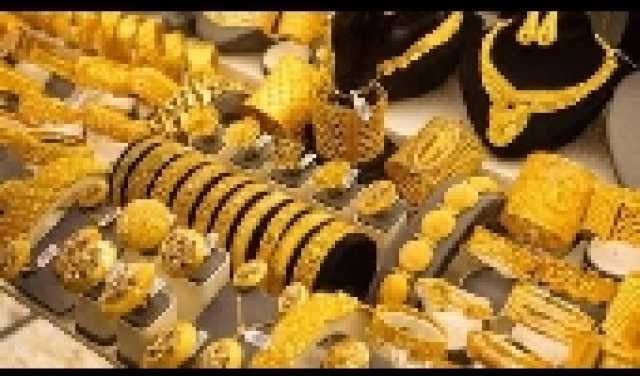 النفط يسجل خسائر شهرية للشهر الثالث على التوالي