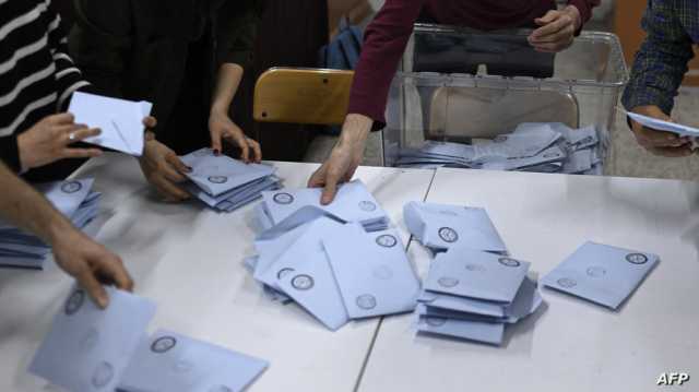 المعارضة التركية تتجه إلى الفوز في الانتخابات البلدية بإسطنبول وأنقرة