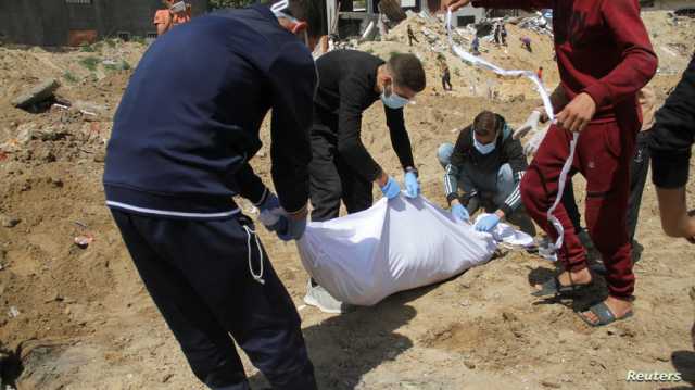 الاتحاد الأوروبي يطالب بتحقيق مستقل في تقارير المقابر الجماعية بغزة