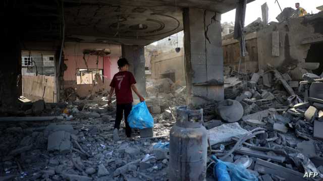 مسعفون: مقتل 16 فلسطينيا من عائلتين في قصف إسرائيلي على رفح