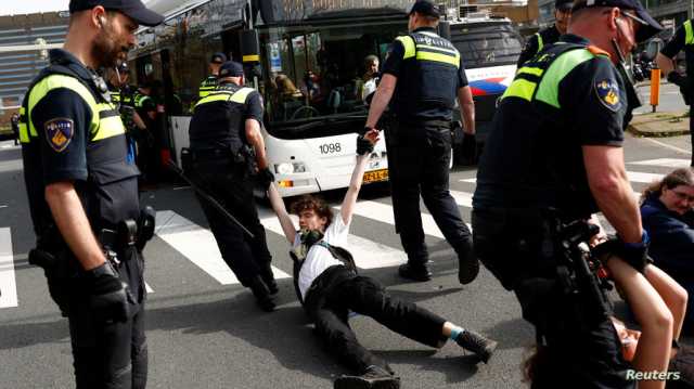 شرطة أمستردام تفرق اعتصاما طلابيا للتضامن مع غزة