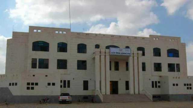 بعد فضيحة فساد.. وزير سابق يخسر قضيته أمام محكمة بمارب.. ومحاكمته كـ‘‘فار من وجه العدالة’’